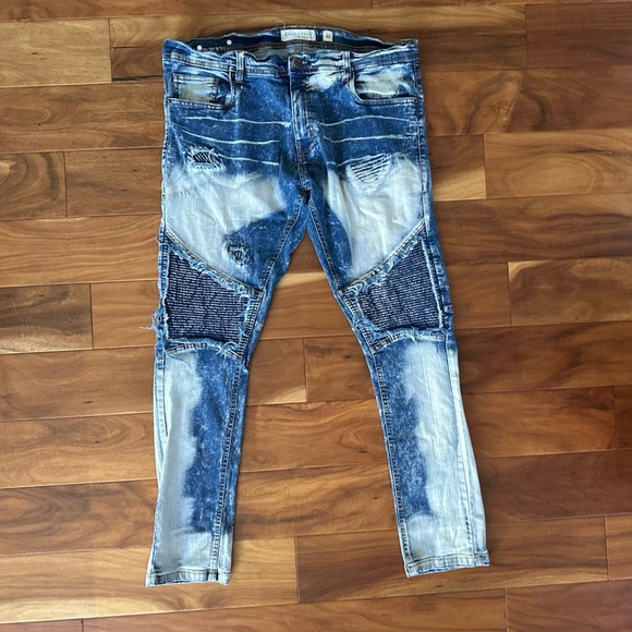 Evolution in Design Distressed Slim Jeans size 40x32 - Picture 1 of 5
